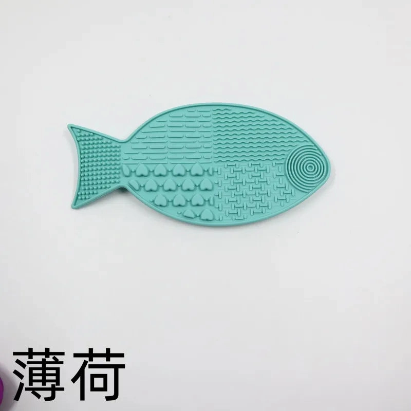 Pet Products Mat For Dogs Cats Slow Food Bowls With Suction Cup Feeding Food Silicone Lick Pad Dog Slow Feeders Treat Dispensing